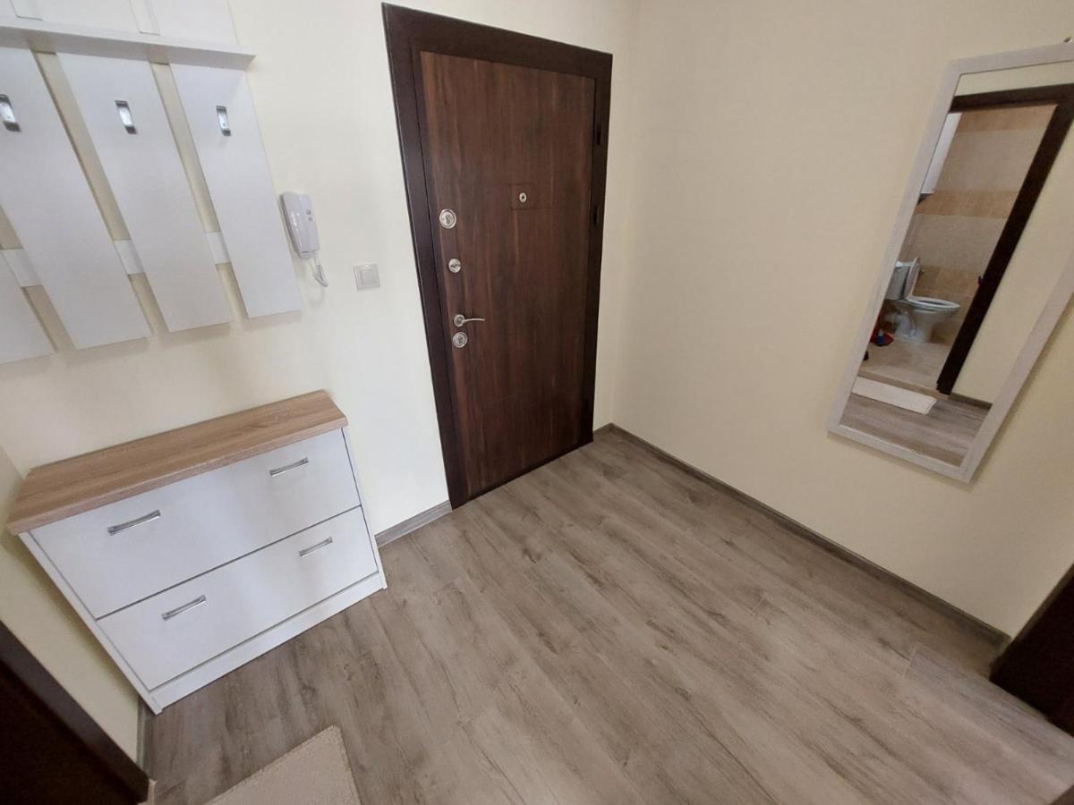 Апартаменти За Гости Делукс Burgas City Exterior foto