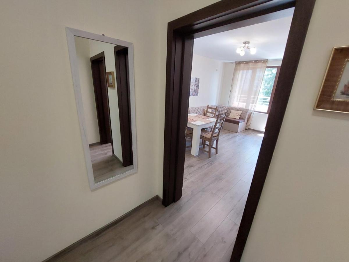 Апартаменти За Гости Делукс Burgas City Exterior foto