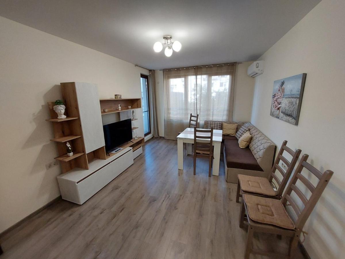 Апартаменти За Гости Делукс Burgas City Exterior foto