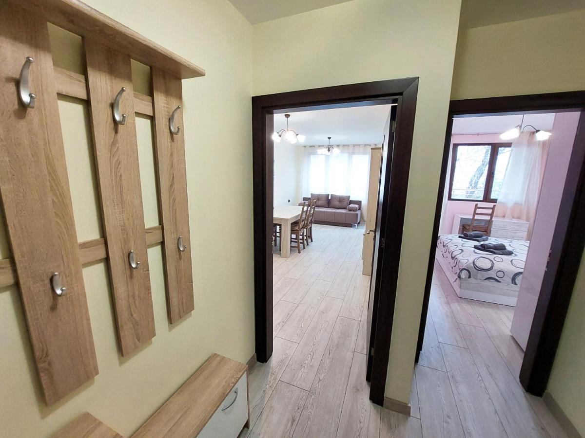 Апартаменти За Гости Делукс Burgas City Exterior foto