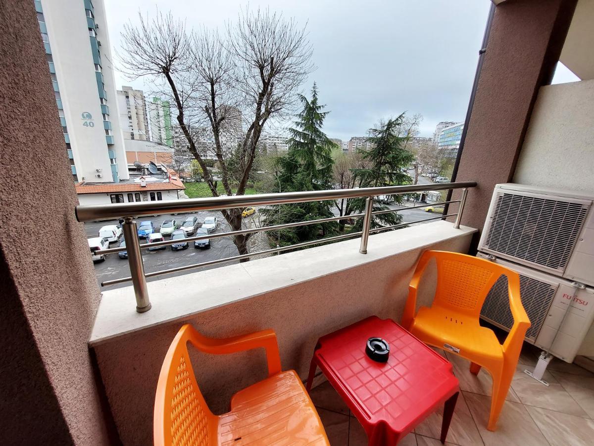 Апартаменти За Гости Делукс Burgas City Exterior foto